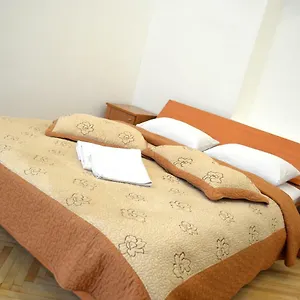 https://grata-apartments-kiev.hotels-of-kiev.com
